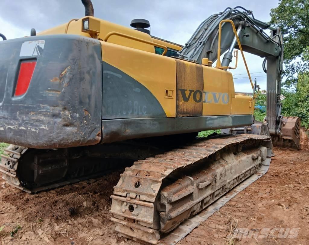 Volvo EC 360 Странични самосвали