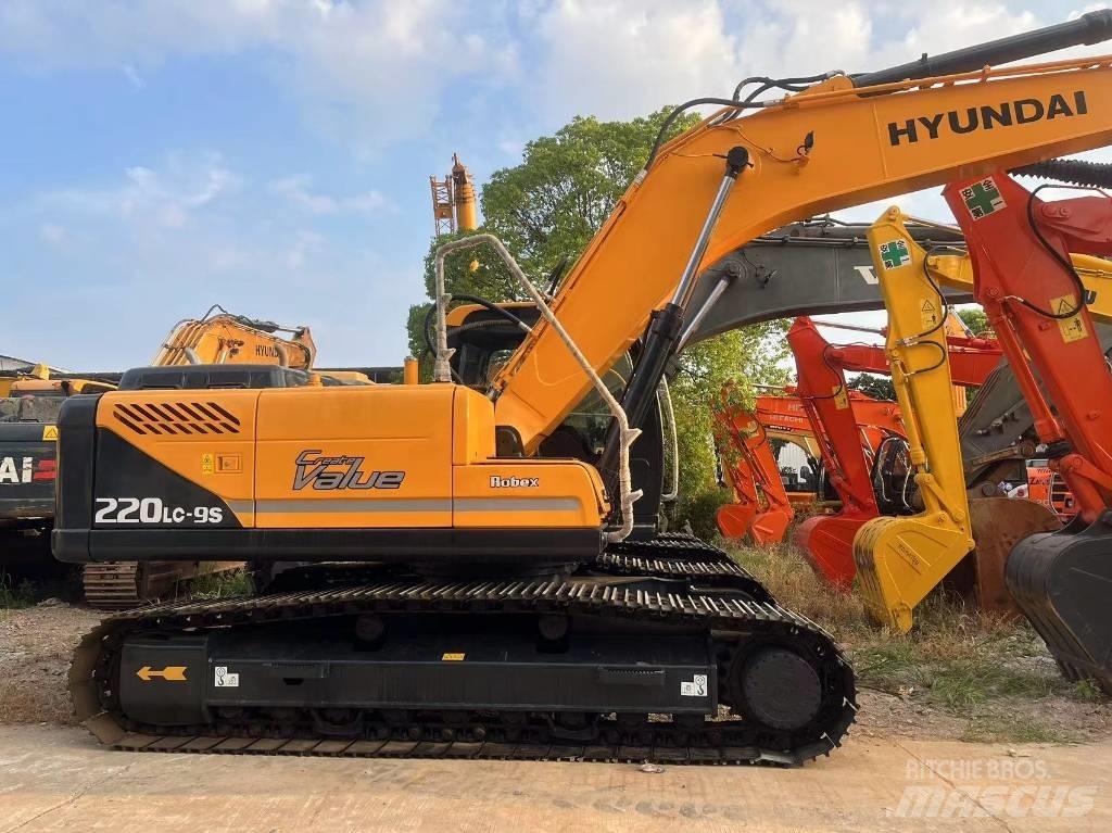 Hyundai R220LC-9S Верижен екскаватор