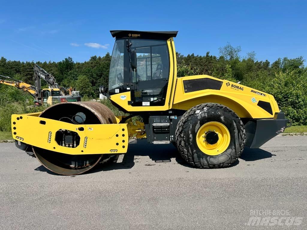 Bomag BW 213 D-5 Други ролки
