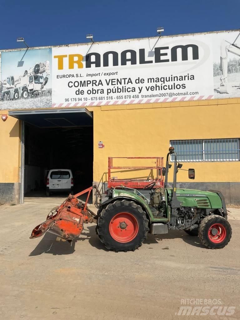 Fendt 208 S Трактори