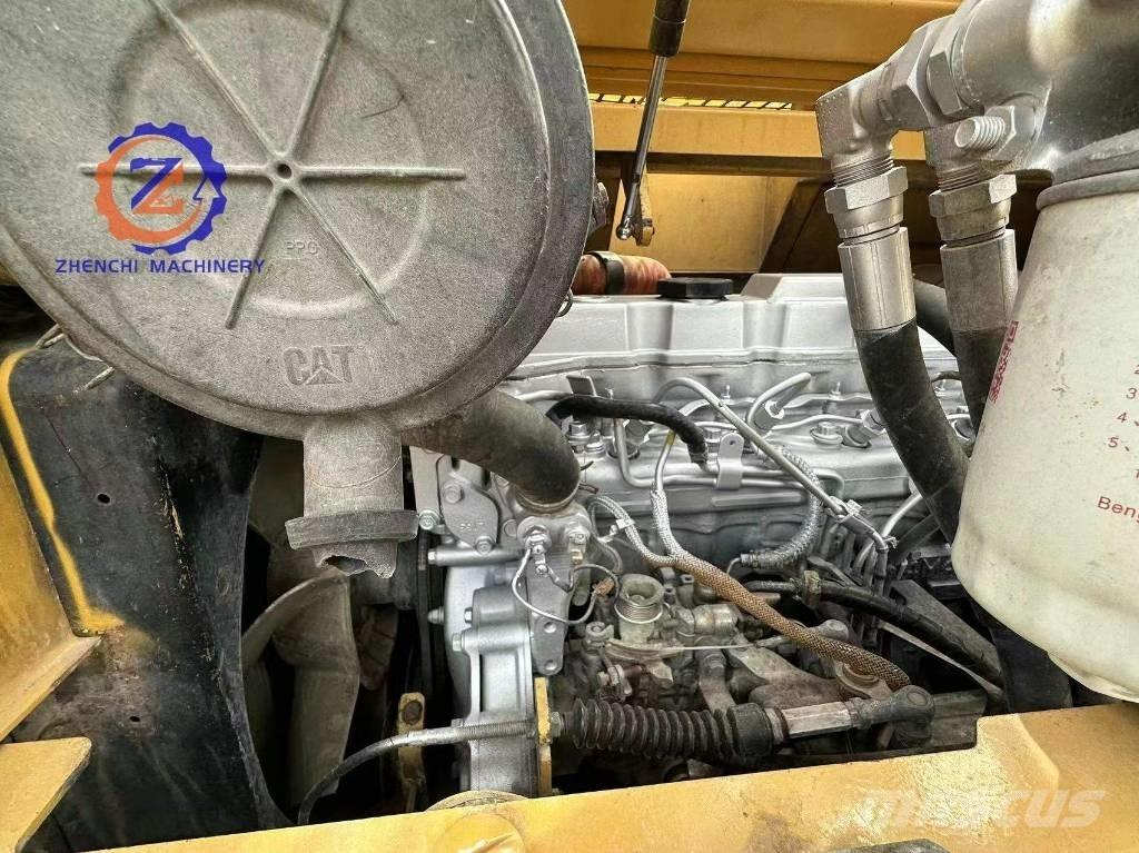 CAT 308 D Средни екскаватори 7т - 12т