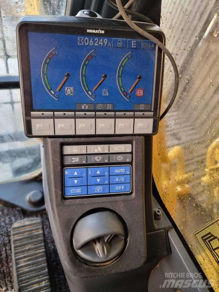 Komatsu PC 210-8 Верижен екскаватор