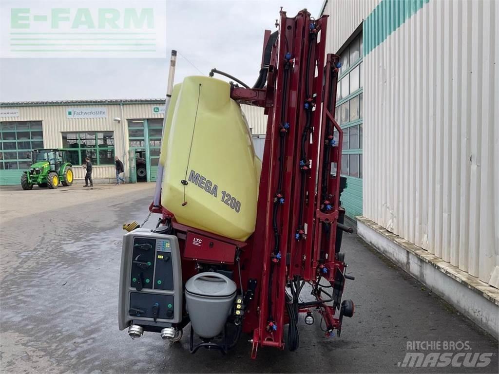 Hardi MEGA 1200 Прикачни пръскачки
