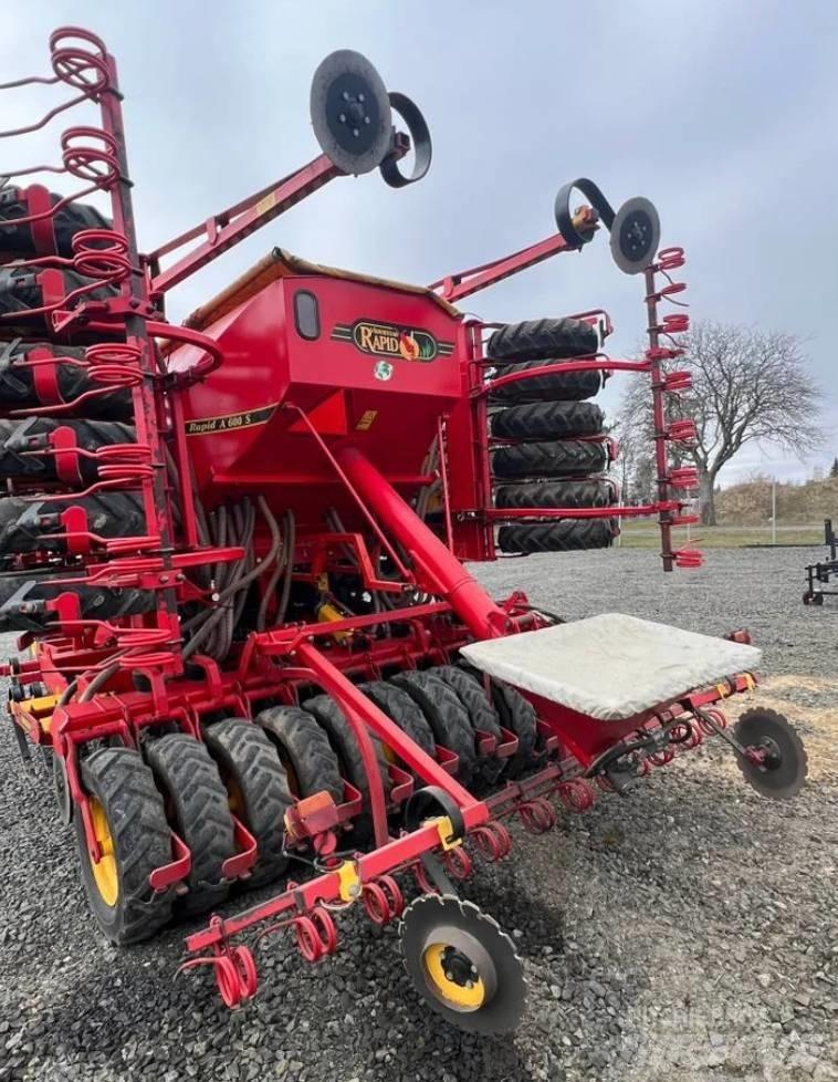 Väderstad RapidA600S Редосеялки