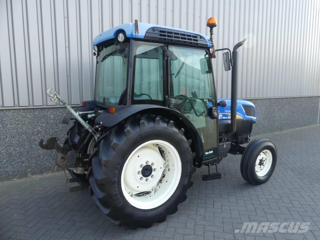 New Holland T4040F Трактори