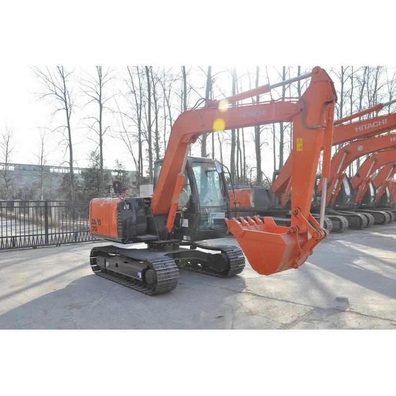 Hitachi zx70 Средни екскаватори 7т - 12т