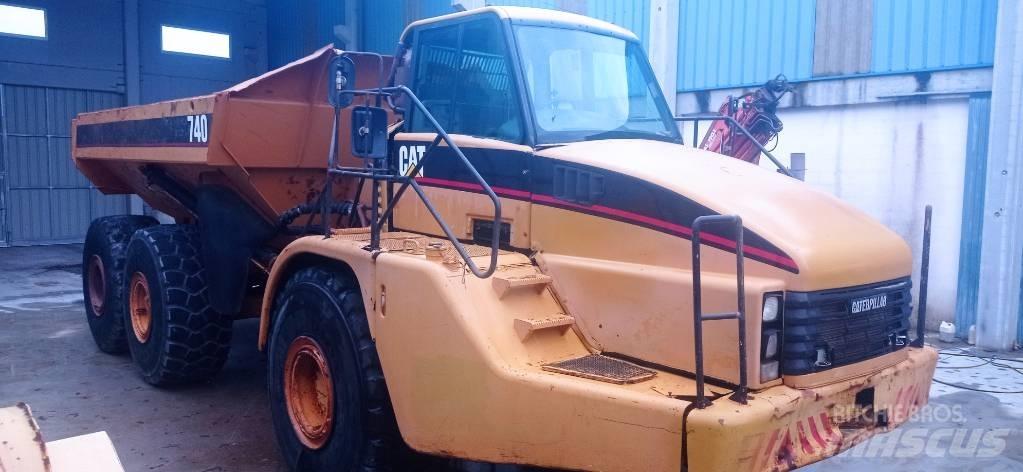 CAT 740 Дъмпери/моторни превозни средства