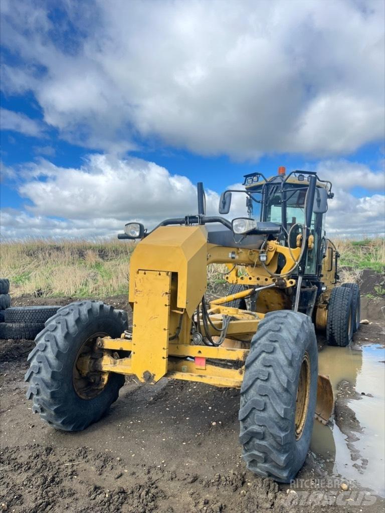 CAT 12 M Грейдери