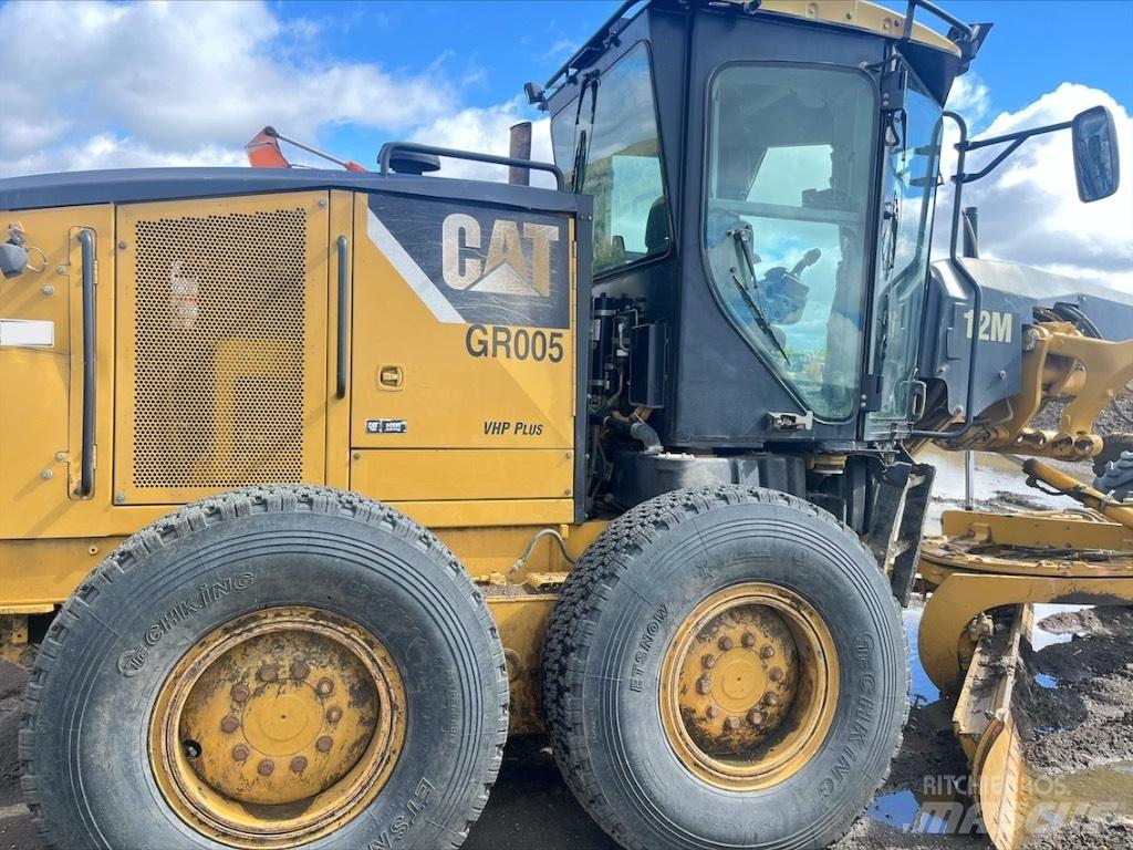 CAT 12 M Грейдери