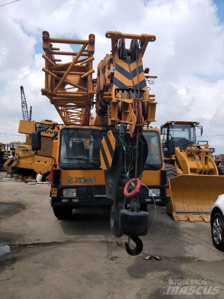 XCMG QY70T Всъдеходни кранове