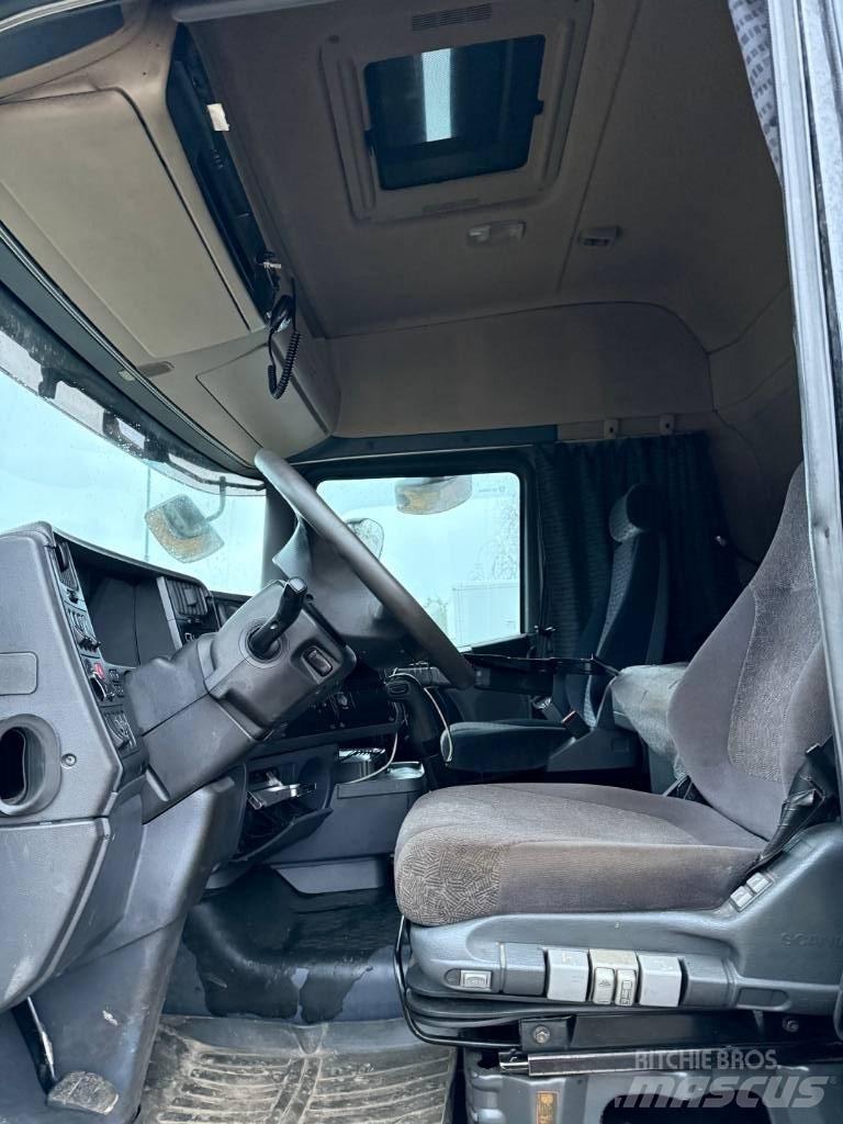 Scania R 560 За превоз на дървени трупи