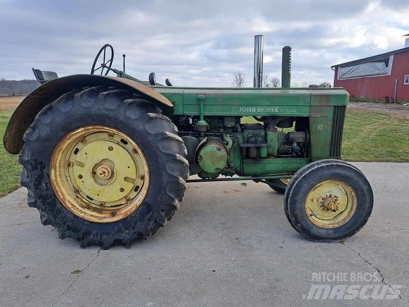 John Deere R Tractor Трактори