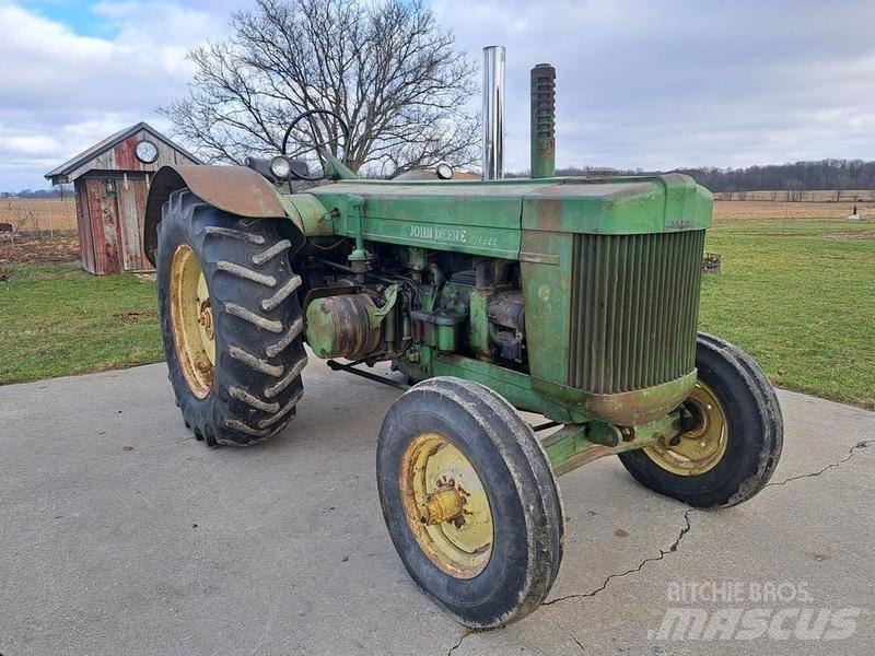 John Deere R Tractor Трактори