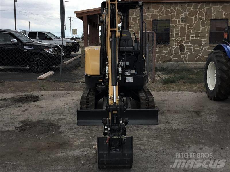 New Holland E30C Мини екскаватори < 7 т