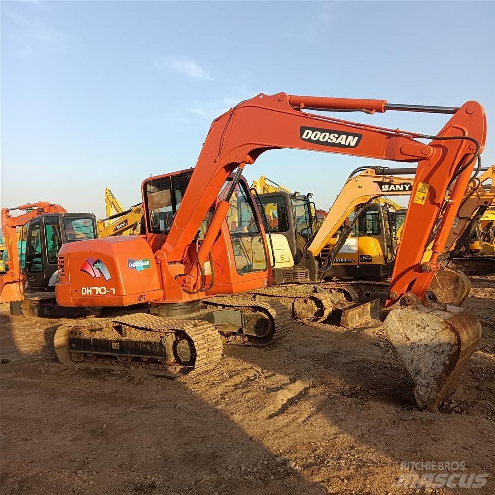 Doosan DH70 Верижен екскаватор