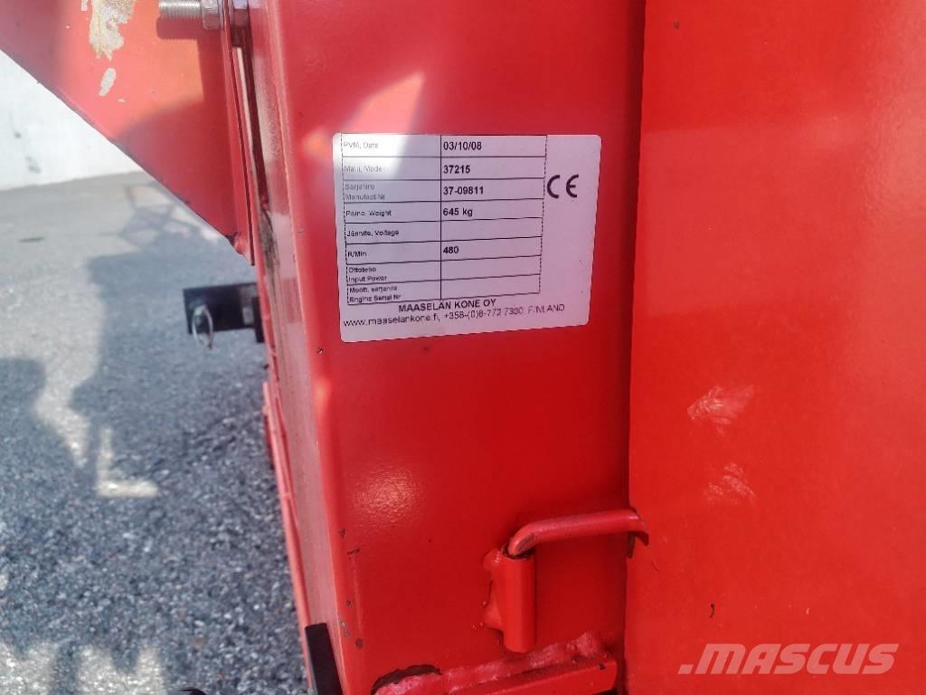 Hakki Pilke 1x37 TR Машини за цепене и рязане на дърва