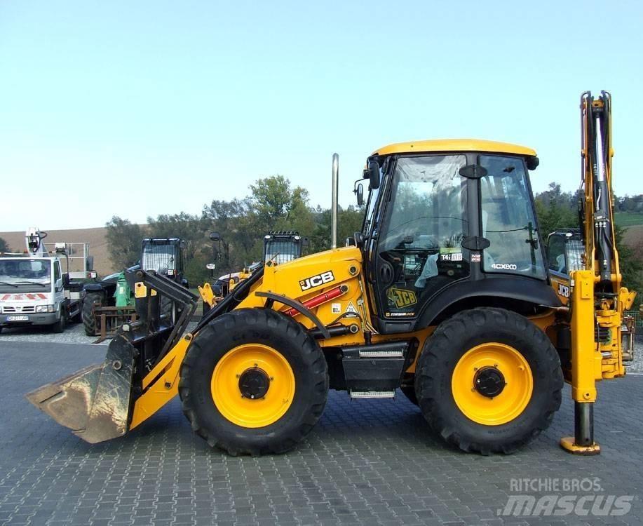 JCB 4cx Товарач със заден ексватор