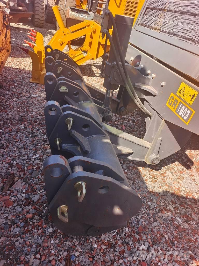 XCMG GR1803 Грейдери