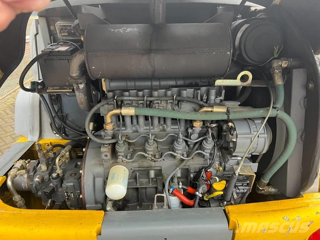 Kramer 380 Колесни товарачи