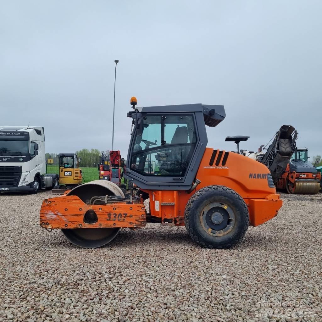 Hamm 3307 HT Еднобарабанни ролки
