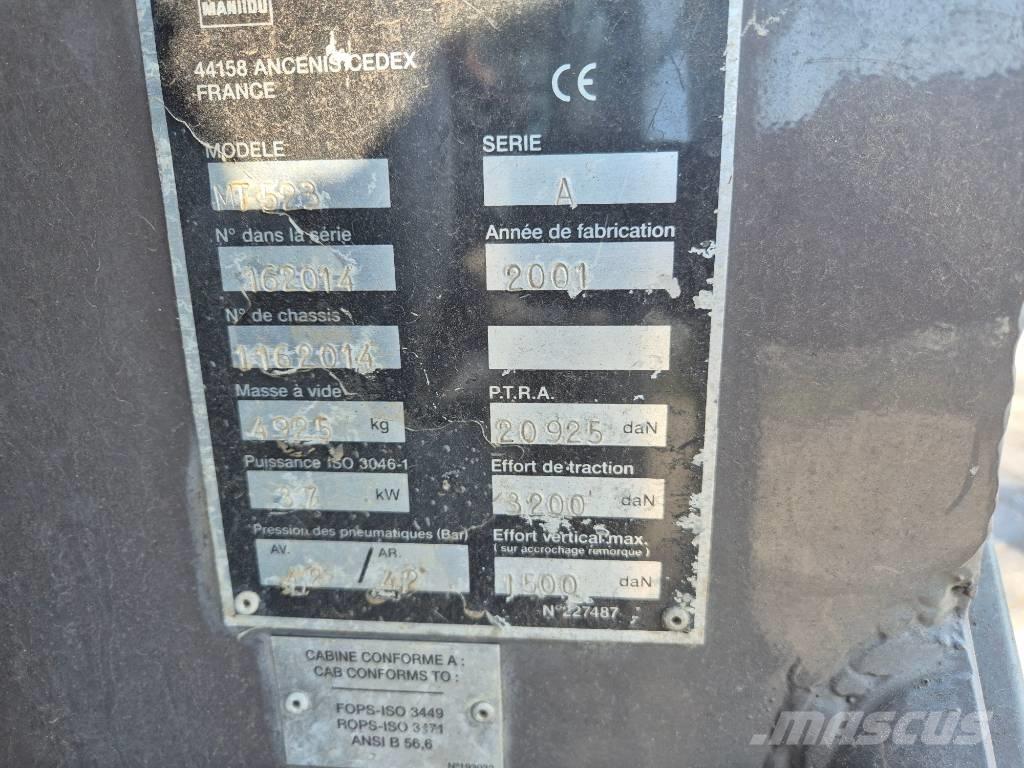 Manitou MT 523 Телескопични товарачи