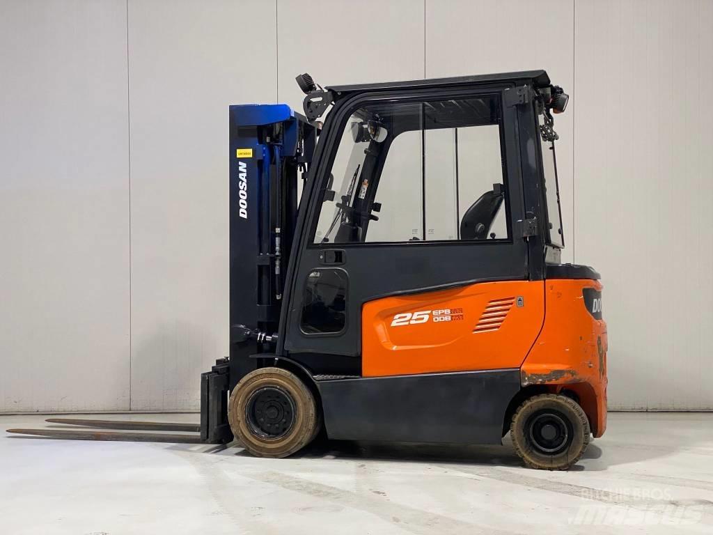 Doosan B25X-7 Електрически вилични кари-повдигачи