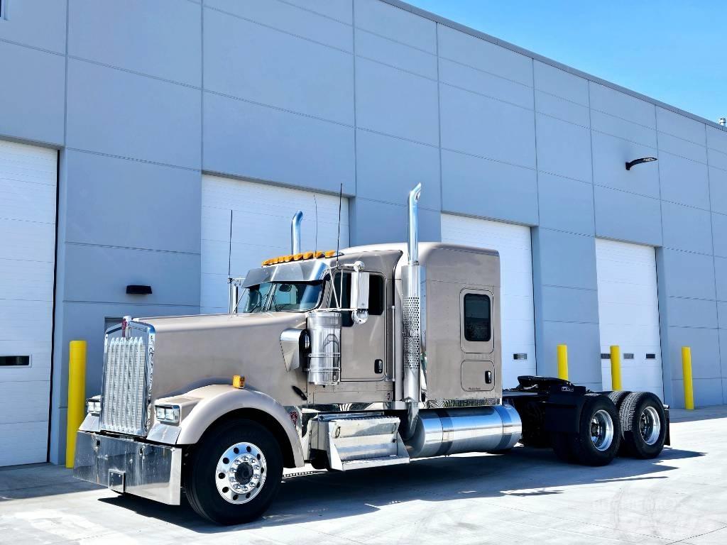 Kenworth W 900 Влекачи