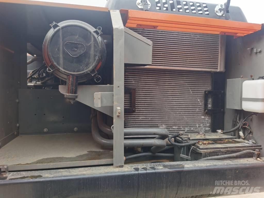 Hitachi ZX 200 Верижен екскаватор