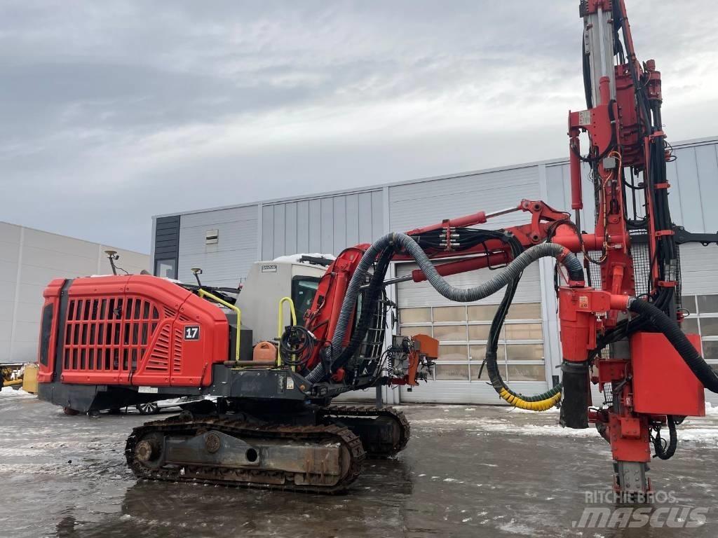 Sandvik DX800i Апаратура за повърхностна редова сеидба