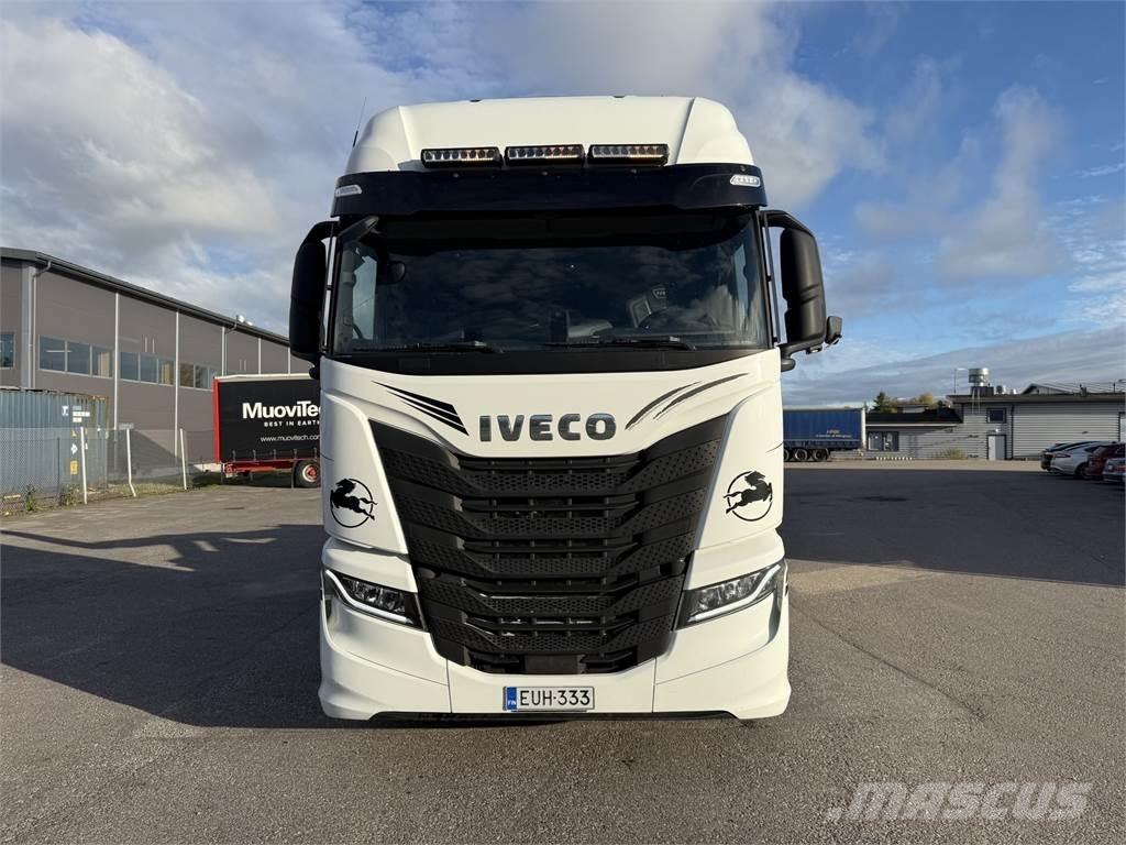 Iveco AS280 6X2 Камиони с кран с кука