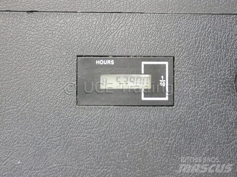 Hyundai HW140 Колесни екскаватори