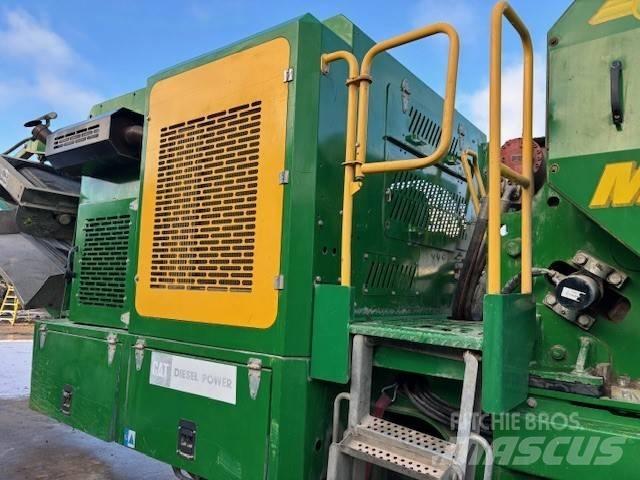 McCloskey J40 V2 Мобилни трошачки
