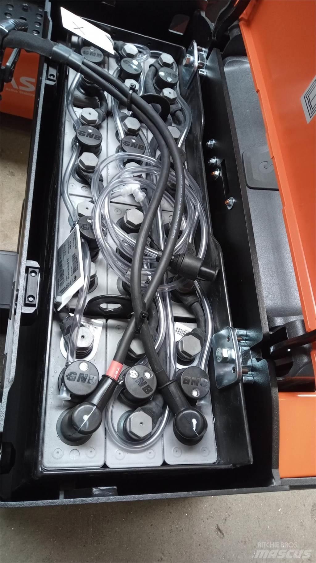 Toyota LPE200B Нископовдигач