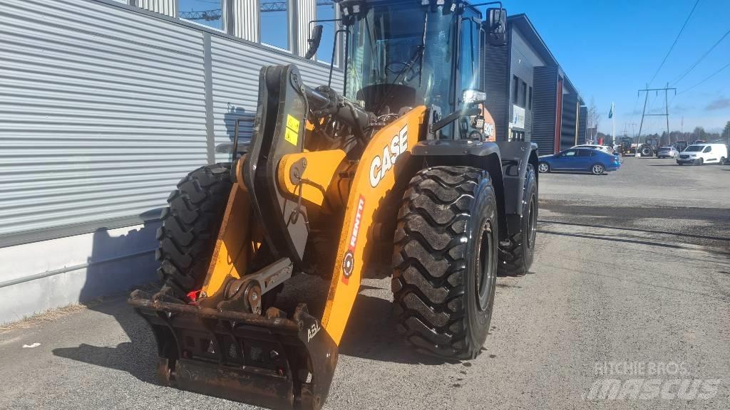 CASE 921G Колесни товарачи