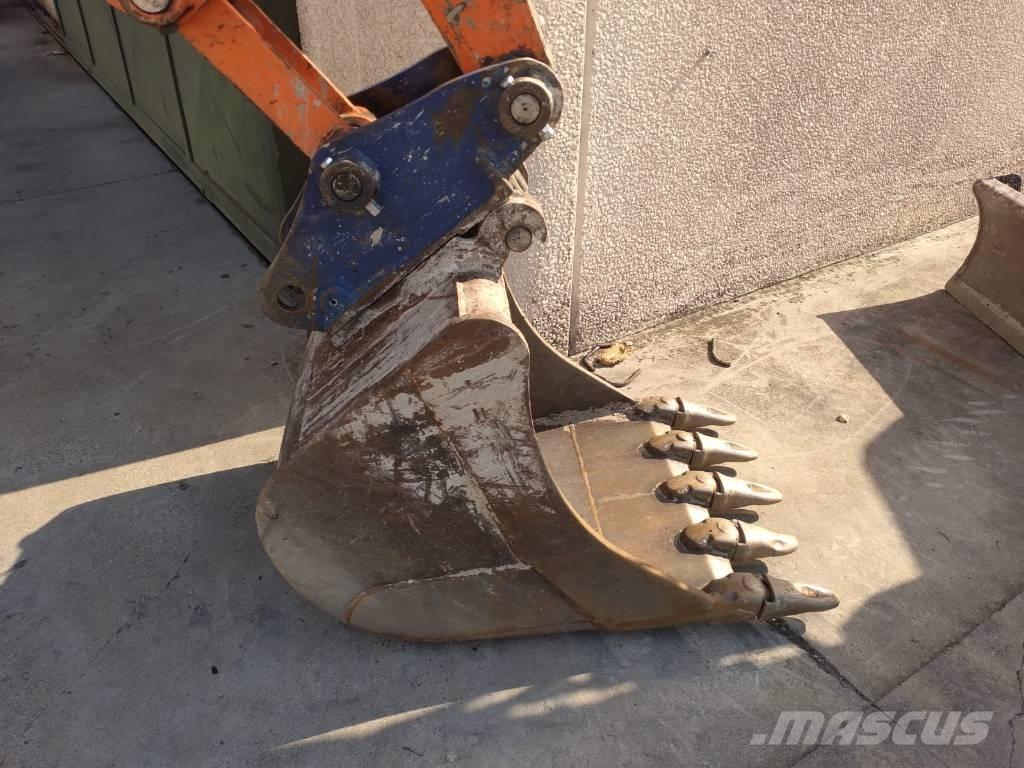 Doosan DX 85 R-3 Средни екскаватори 7т - 12т