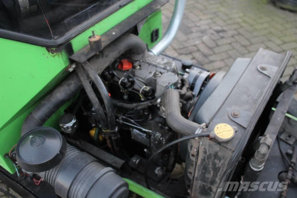 LM Trac 285 Багери