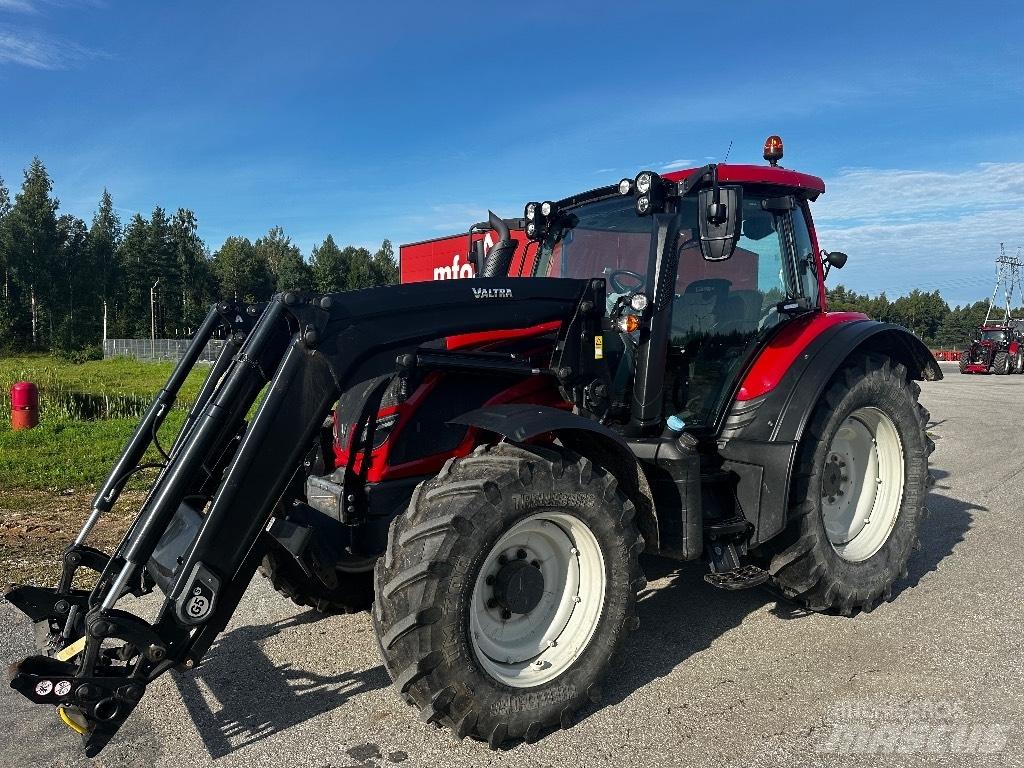 Valtra N 114 E Трактори