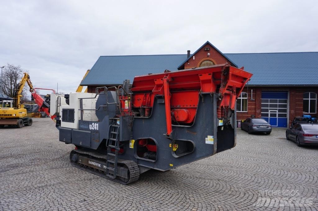 Sandvik QJ 241 Мобилни трошачки
