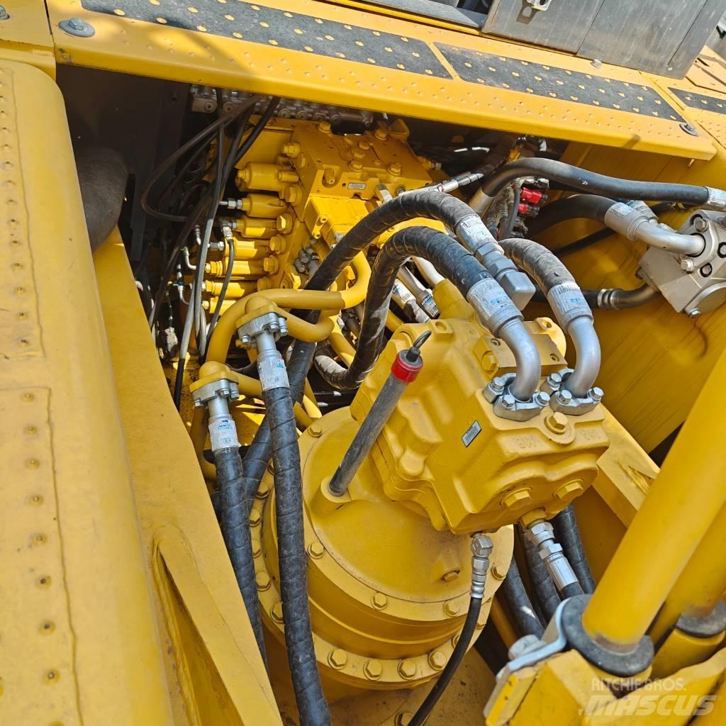 Komatsu 450LC-8 Верижен екскаватор