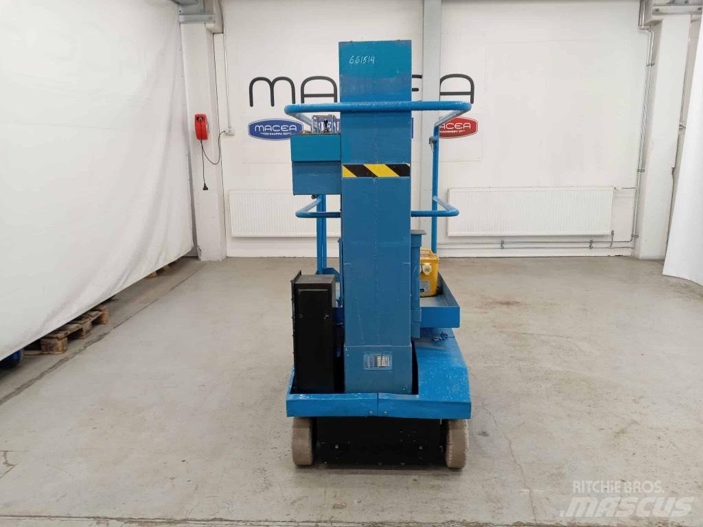 Aichi SV 041 Вертикални мачтови повдигачи
