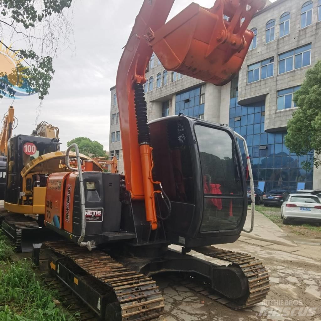 Hitachi ZX 70 Мини екскаватори < 7 т