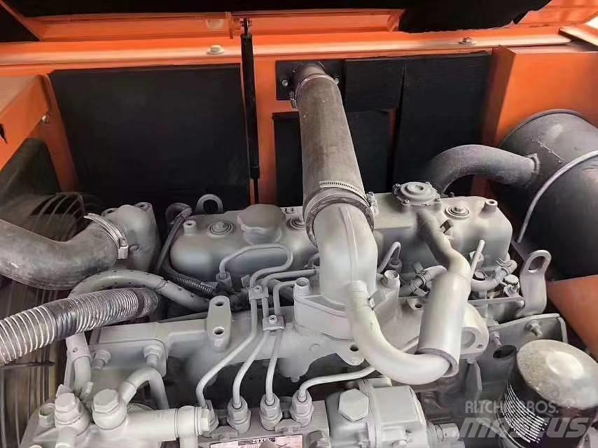 Hitachi ZX70 Мини екскаватори < 7 т
