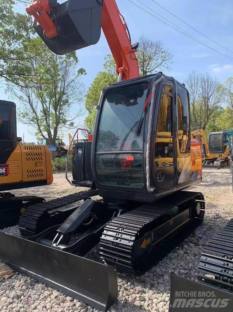 Hitachi ZX70 Мини екскаватори < 7 т