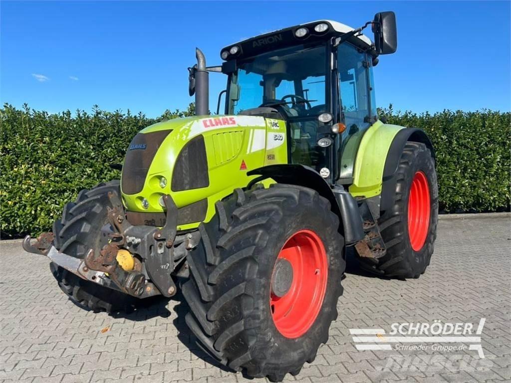 CLAAS ARION 640 Трактори