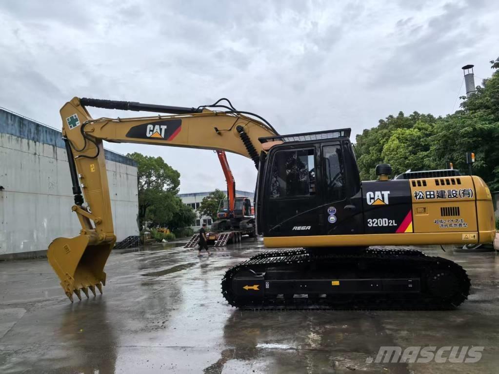 CAT 320D Верижен екскаватор