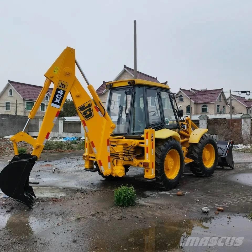 JCB 4CX Товарач със заден ексватор