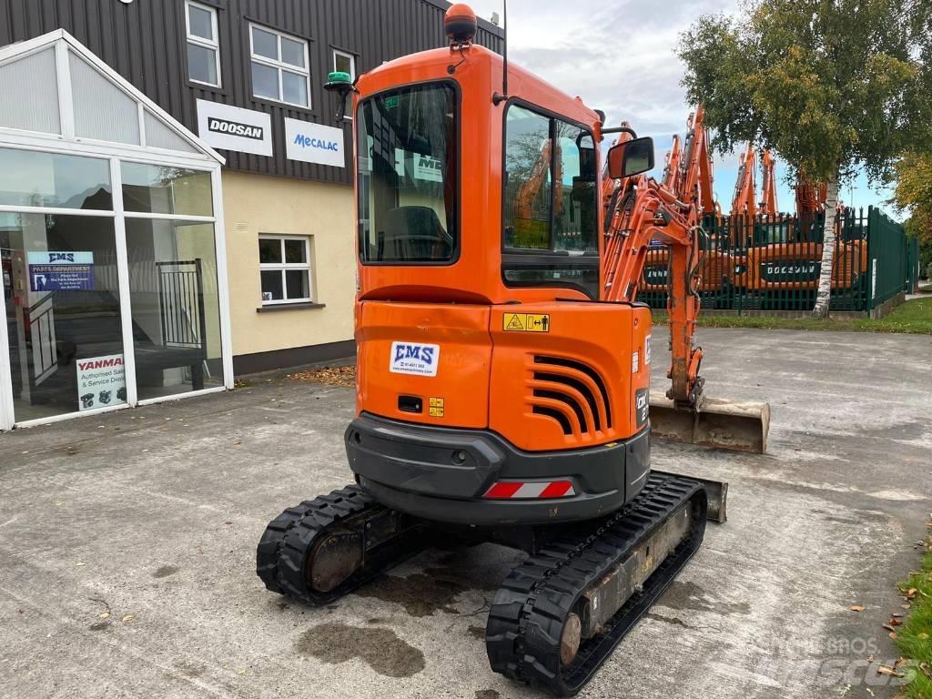 Doosan DX 27 Z Мини екскаватори < 7 т