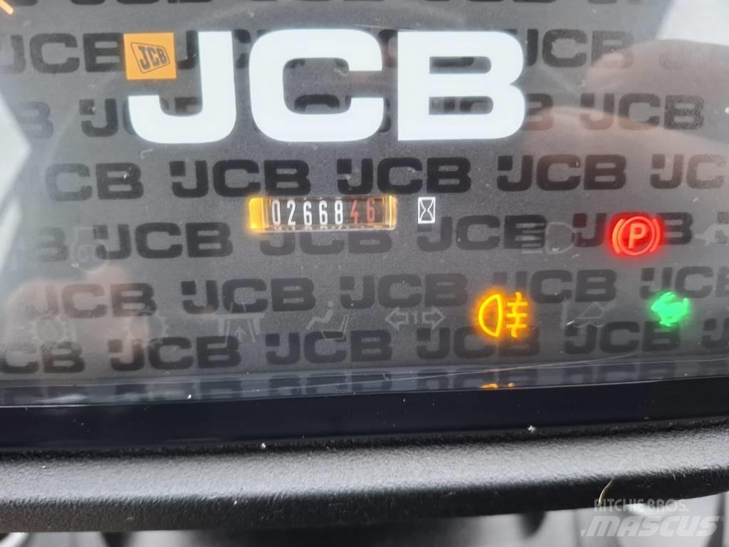 JCB 406 Колесни товарачи