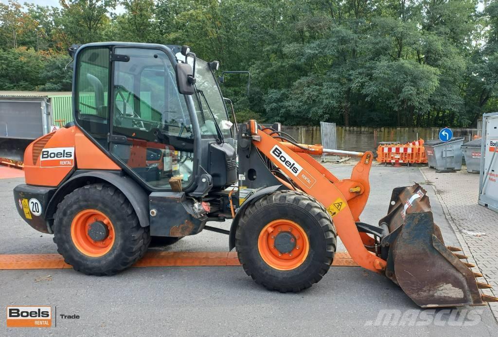 Komatsu WA 70-7 Колесни товарачи