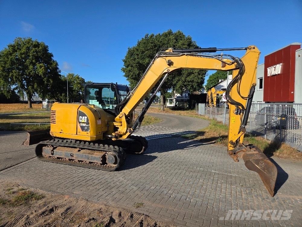 CAT 308E Средни екскаватори 7т - 12т